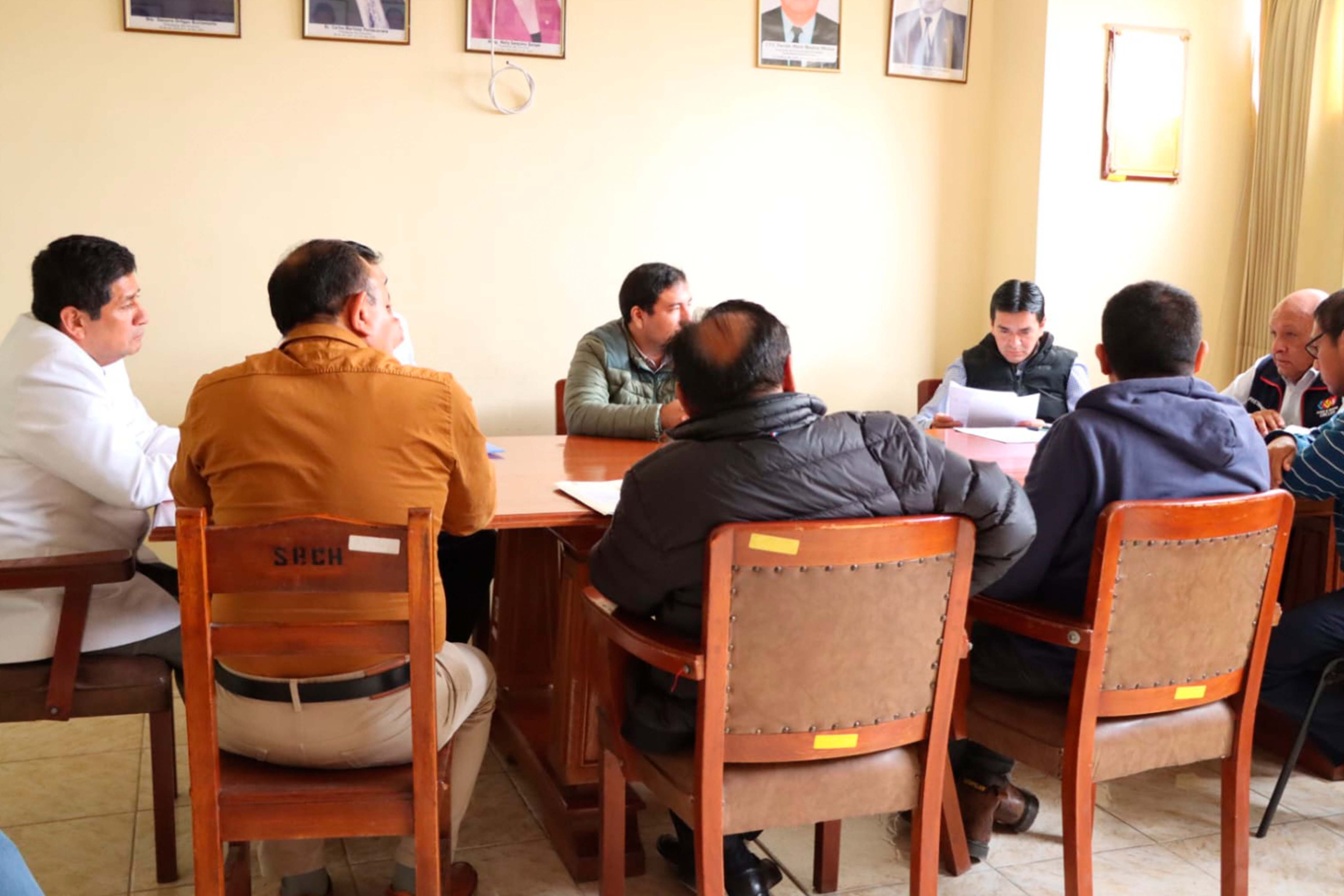 REUNIÓN DE TRABAJO POR EL HOSPITAL 